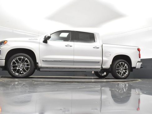 New 2025 Chevrolet Silverado 1500 High Country image 44