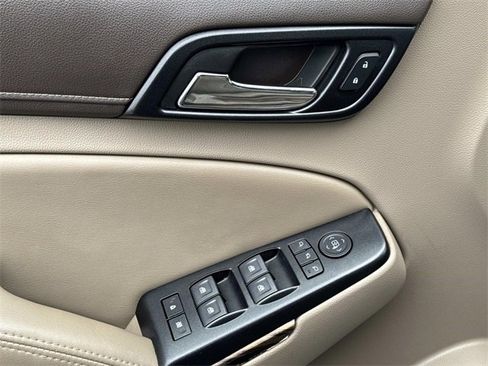 Used 2019 GMC Yukon XL SLT w/ Open Road Package image 26