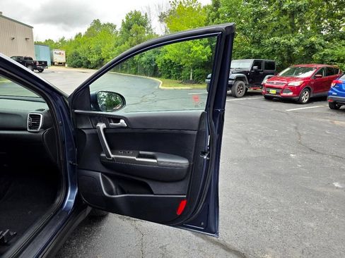 Used 2021 Kia Sportage LX FWD image 38