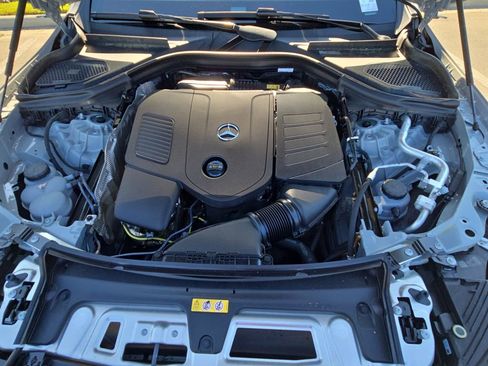 Certified 2025 Mercedes-Benz GLC 300 GLC 300 image 33