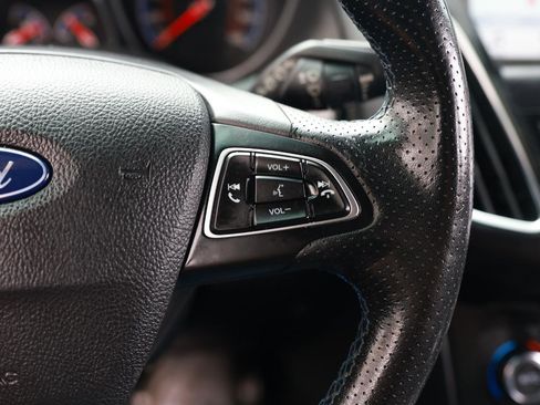 Used 2018 Ford Focus RS image 28