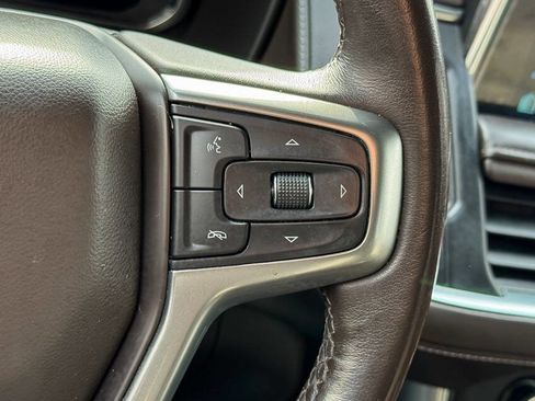 Used 2022 Chevrolet Suburban Z71 w/ Luxury Package image 34