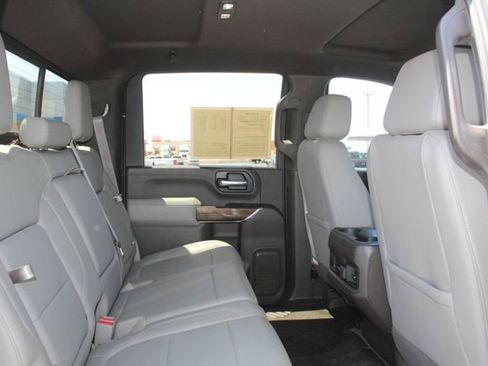 Used 2020 Chevrolet Silverado 2500 LT w/ Texas Edition AWD/4WD image 18