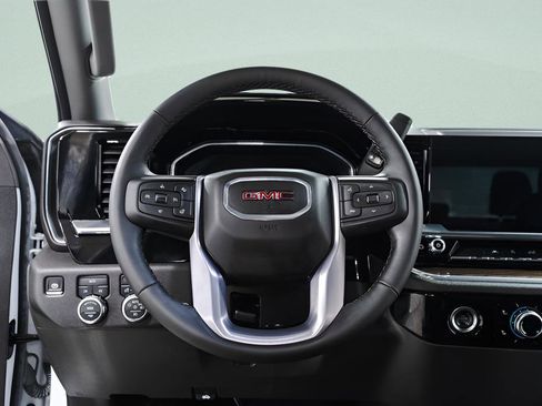 Used 2024 GMC Sierra 1500 Elevation AWD/4WD image 9