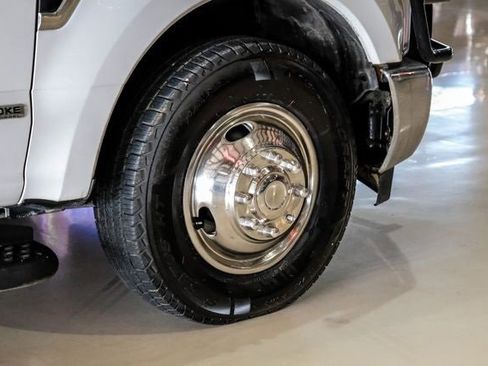 Used 2018 Ford F350 XL w/ Ambulance Prep Package image 36