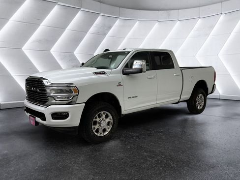 Used 2024 RAM 2500 Laramie w/ Safety Group image 3