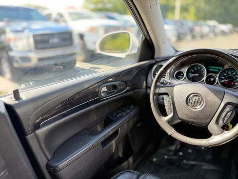 Used 2017 Buick Enclave Premium w/ Trailering Package AWD/4WD image 19