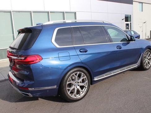 Used 2022 BMW X7 xDrive40i w/ Premium Package AWD/4WD image 35