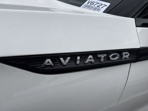 Used 2025 Lincoln Aviator Reserve w/ Equipment Group 201A image 5