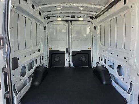 New 2026 Ford Transit 250 148 Medium Roof image 25