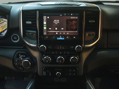 Used 2025 RAM 1500 Big Horn image 34