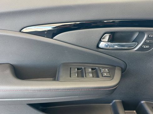 New 2026 Honda Ridgeline Black Edition image 11