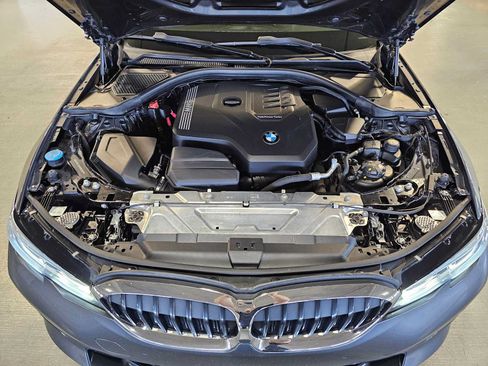 Used 2021 BMW 330i xDrive Sedan w/ Driving Assistance Package AWD/4WD image 9