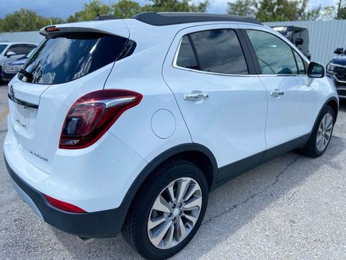 Used 2020 Buick Encore Preferred w/ Safety Package FWD image 5