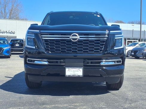 New 2025 Nissan Armada SL w/ Captain's Chari Seat Package image 3