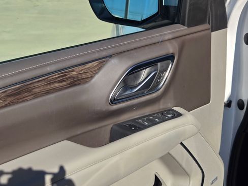 Certified 2022 Chevrolet Tahoe Z71 w/ Z71 Off-Road Package image 12