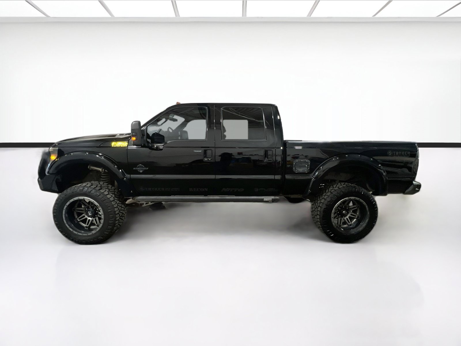 Used 2016 Ford F350 Lariat w/ Lariat Ultimate Package AWD/4WD image 22