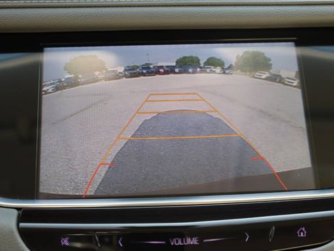 Used 2017 Cadillac XT5 Luxury w/ Driver Awareness Package AWD/4WD image 23