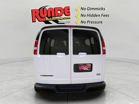 Used 2023 Chevrolet Express 3500 LS image 4