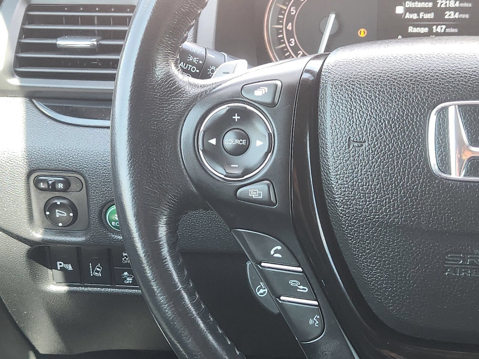 Used 2017 Honda Pilot Elite image 31