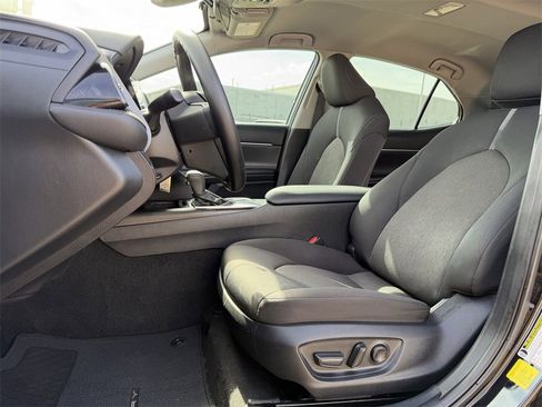 Used 2023 Toyota Camry LE image 25