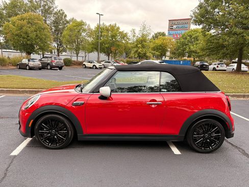 Used 2024 MINI Cooper S image 2
