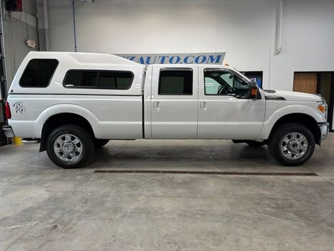 Used 2015 Ford F250 Lariat w/ Lariat Ultimate Package AWD/4WD image 2