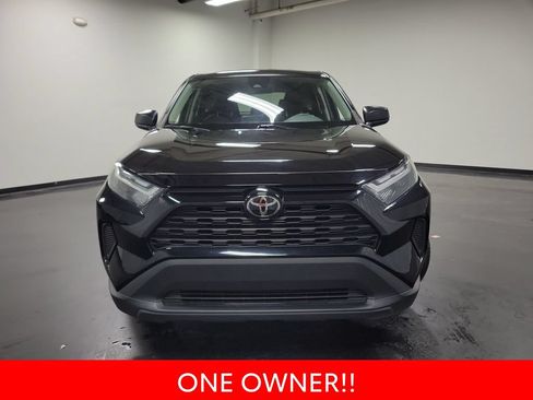 Used 2023 Toyota RAV4 LE FWD image 3
