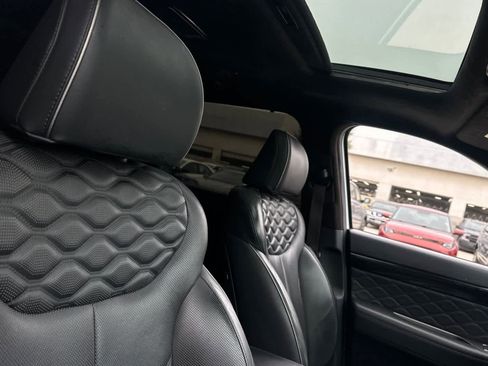 Used 2022 Hyundai Palisade Calligraphy image 19