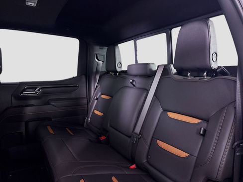 Used 2025 GMC Sierra 1500 AT4 w/ AT4 Premium Package image 30