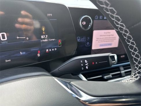 New 2026 Chevrolet Equinox EV LT image 21