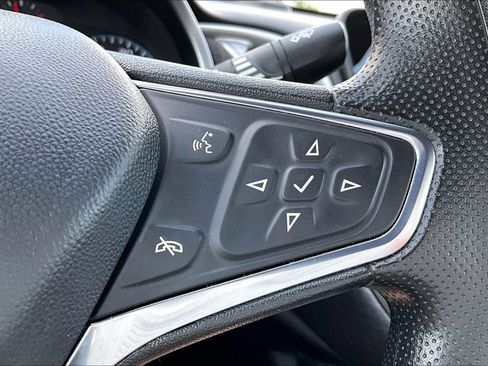 Used 2024 Chevrolet Malibu LT FWD image 17