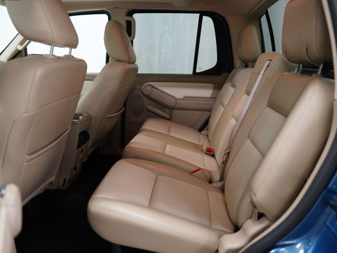 Used 2009 Ford Explorer Sport Trac Limited image 5