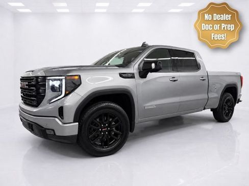 Used 2025 GMC Sierra 1500 Elevation w/ Elevation Premium Package AWD/4WD image 3
