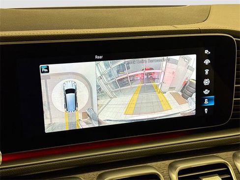 Used 2021 Mercedes-Benz GLS 450 4MATIC image 14