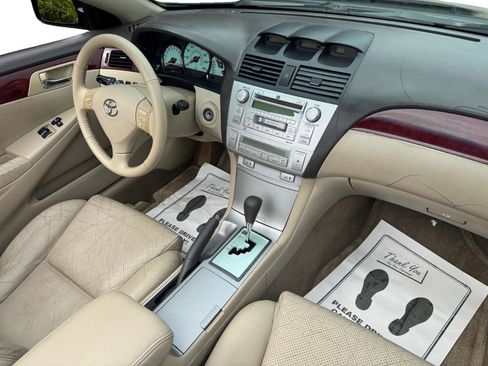 Used 2004 Toyota Solara SLE image 4