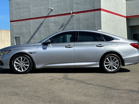 Used 2022 Honda Accord LX image 9