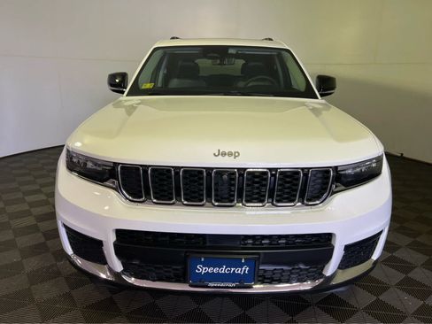 Used 2023 Jeep Grand Cherokee L Limited w/ Luxury Tech Group II AWD/4WD image 2