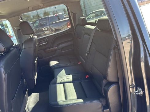 Used 2019 GMC Sierra 2500 SLT w/ Driver Alert Package image 11