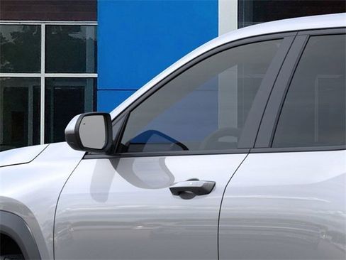 New 2026 Chevrolet Equinox LT image 12