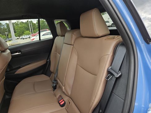 Used 2026 Toyota Corolla Cross XLE w/ Convenience Package FWD image 29