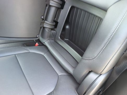 Used 2021 GMC Sierra 1500 SLT w/ SLT Convenience Package image 13