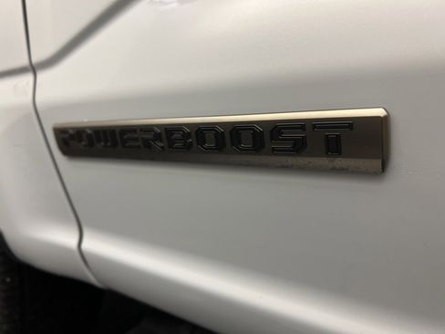 New 2025 Ford F150 XLT w/ Equipment Group 302A MID image 40