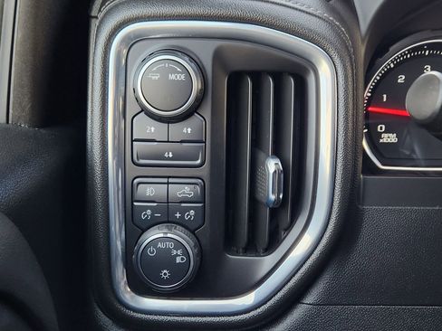 Used 2023 Chevrolet Silverado 2500 LT w/ Convenience Package image 27