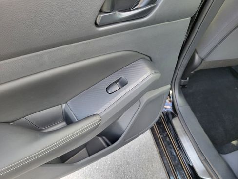 Used 2025 Nissan Altima 2.5 SV w/ SV Special Edition Package image 13