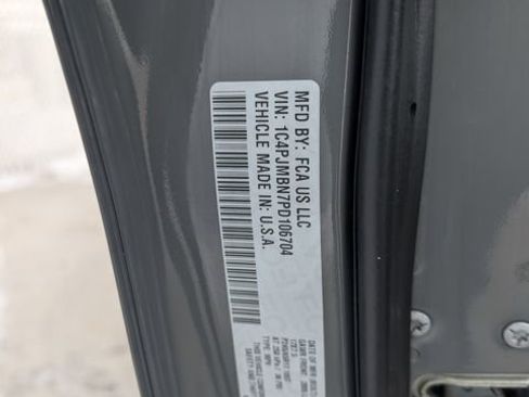 Used 2023 Jeep Cherokee Trailhawk w/ Trailer Tow Group image 37