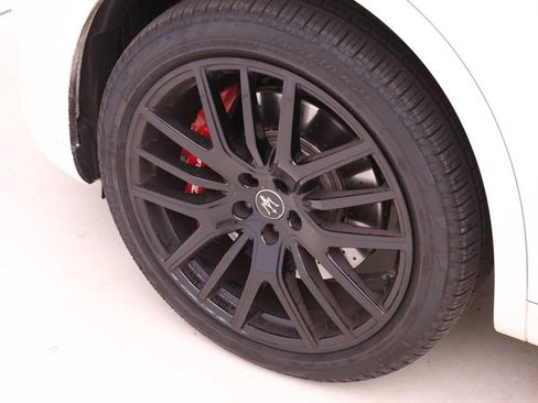Used 2024 Maserati Levante Modena Ultima AWD/4WD image 24