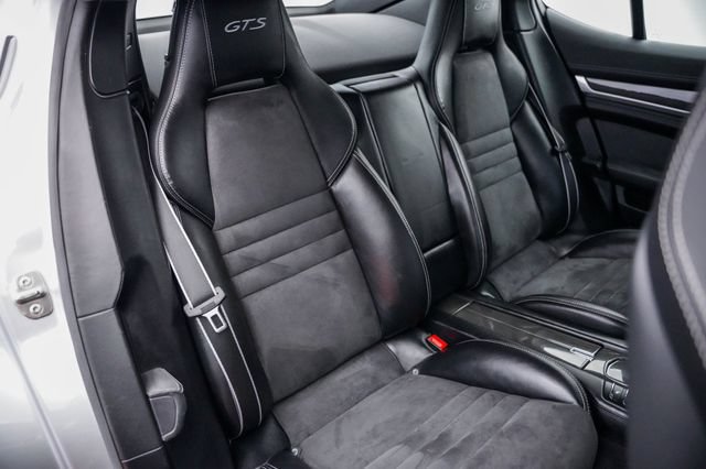 Used 2016 Porsche Panamera GTS AWD/4WD image 25