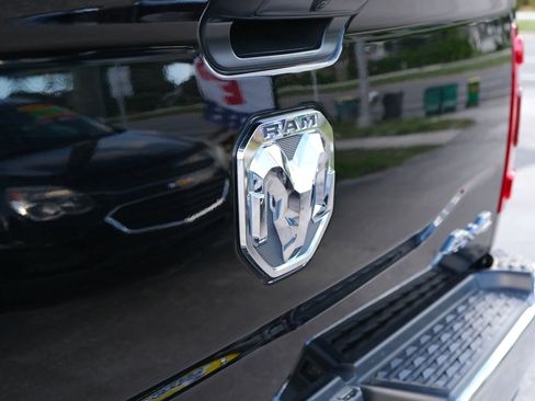 Used 2024 RAM 2500 Tradesman w/ Safety Group image 18