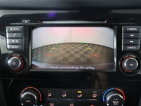 Used 2020 Nissan Rogue Sport S image 38